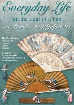 Everyday life on the leaf of a fan